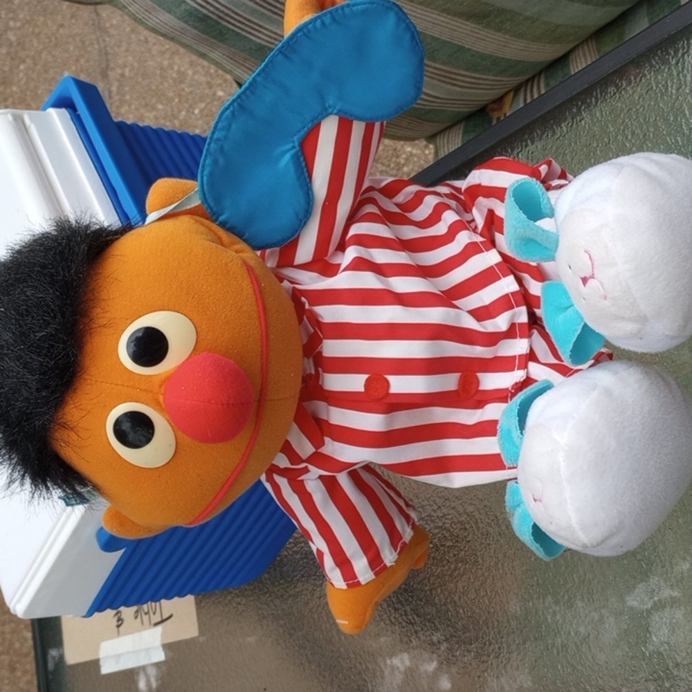 Ernie Sleep Tight - Picture 2 of 5
